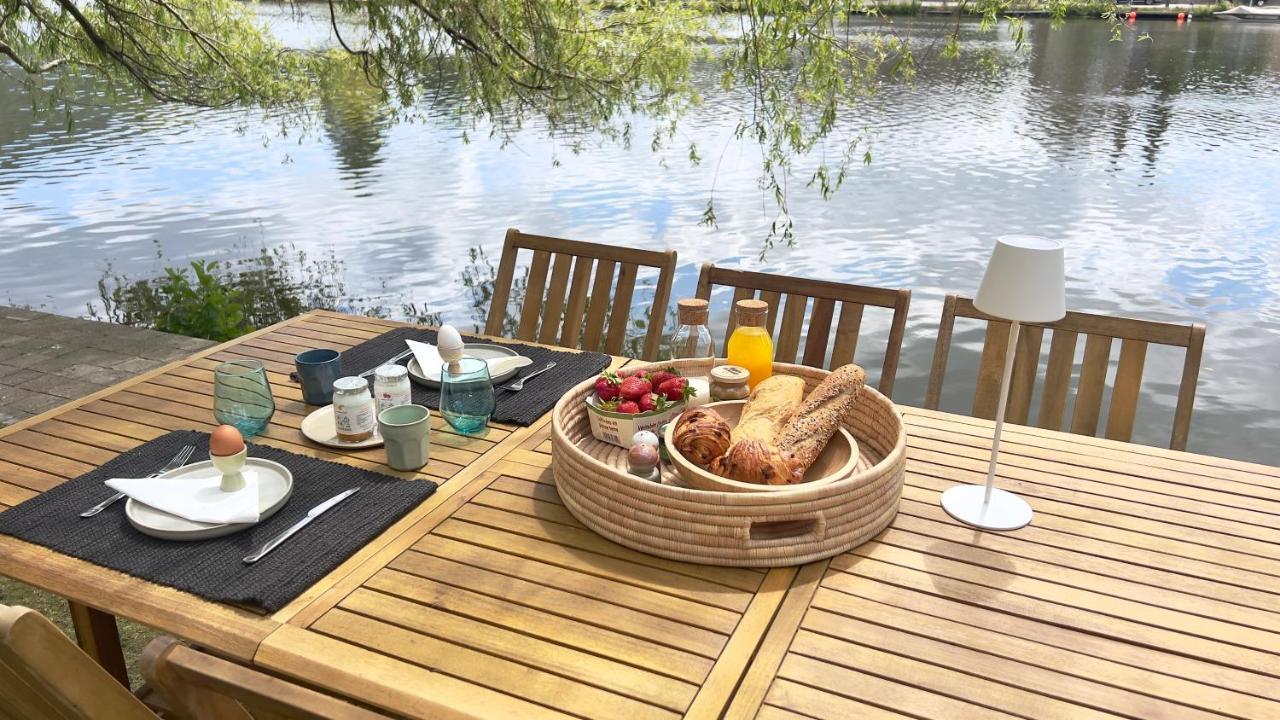 Pieds Dans L'Eau Private Wellness Bordure De Meuse Villa Lustin Екстериор снимка